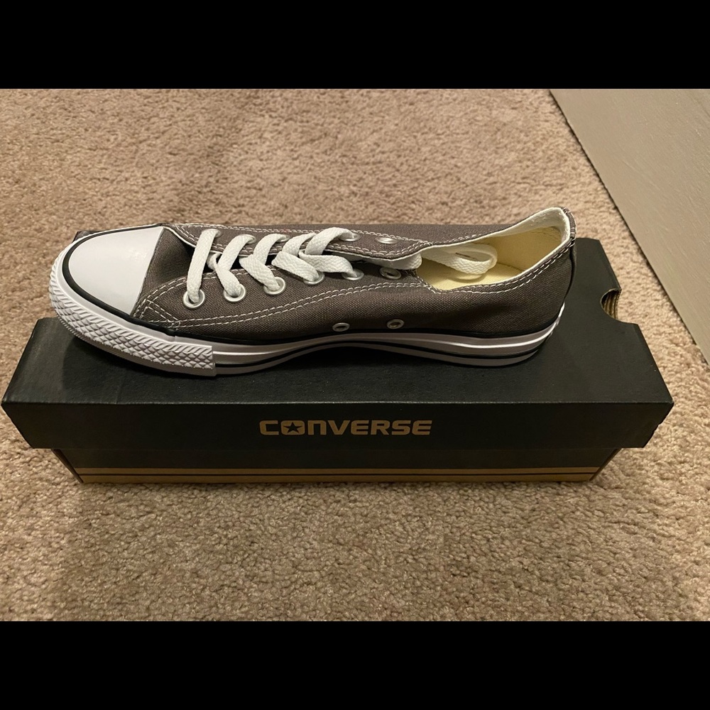 Grey converse